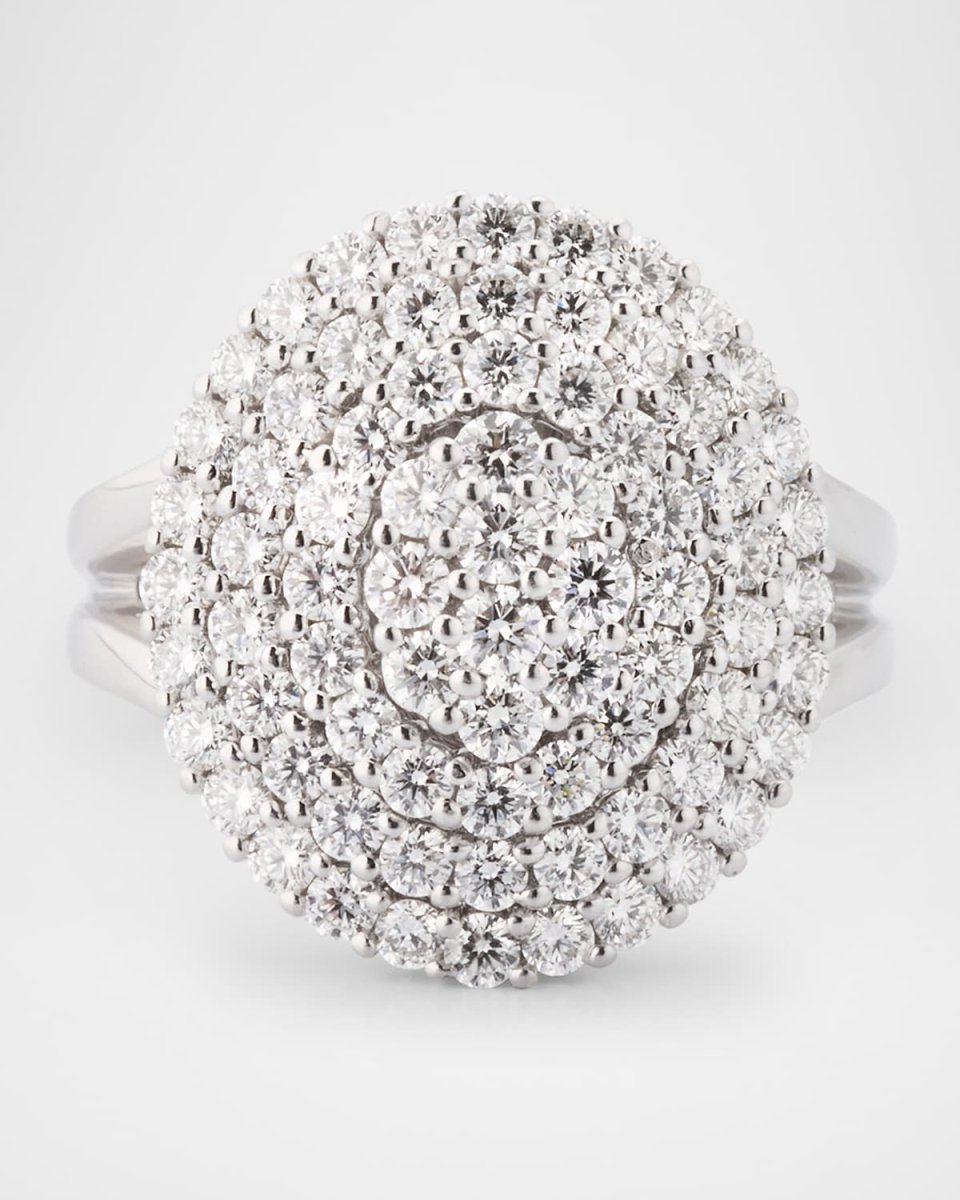 Oval Diamond Ring in 18K White Gold